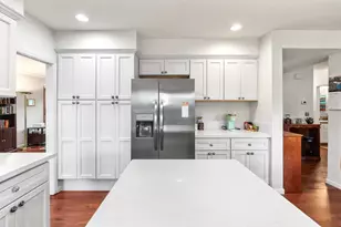 9481 Bowmont Way, Elk Grove, CA 95758 - Photo 10