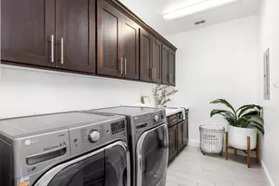 2365 Mendota Way, Roseville, CA 95747 - Photo 46