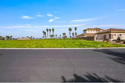 10315 Keystone Dr, Chowchilla, CA 93610 - Photo 8