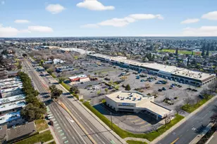 1214 Glenhurst Dr, Lodi, CA 95240 - Photo 44