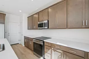 2461 Spotfin St, Roseville, CA 95747 - Photo 14