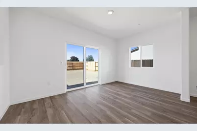 858 S Philip Avenue, Fowler, CA 93625 - Photo 10