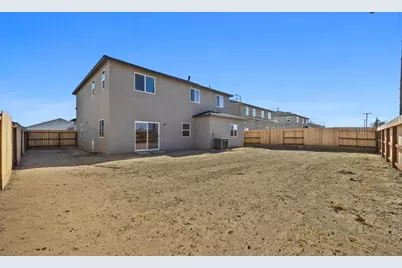 858 S Philip Avenue, Fowler, CA 93625 - Photo 16
