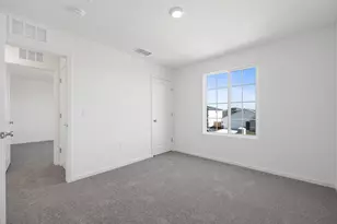 858 S Philip Ave, Fowler, CA 93625 - Photo 14