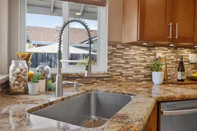 6301 Fuego Way, Elk Grove, CA 95758 - Photo 18