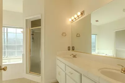 2344 W Tokay Street, Lodi, CA 95242 - Photo 20