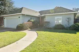 2344 W Tokay St, Lodi, CA 95242 - Photo 2