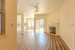 2344 W Tokay St, Lodi, CA 95242 - Photo 4