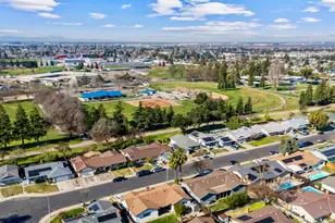 1648 Olivewood Ave, Manteca, CA 95336 - Photo 30