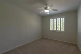 9567 Oakham Way, Elk Grove, CA 95757 - Photo 28