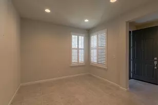 9567 Oakham Way, Elk Grove, CA 95757 - Photo 16