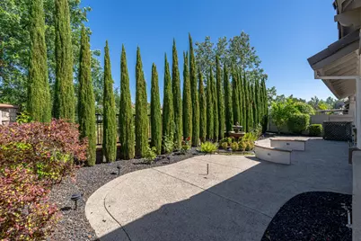 9567 Oakham Way, Elk Grove, CA 95757 - Photo 40