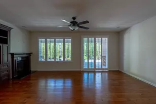 9567 Oakham Way, Elk Grove, CA 95757 - Photo 18