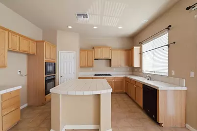 4445 Spyglass Drive, Stockton, CA 95219 - Photo 16