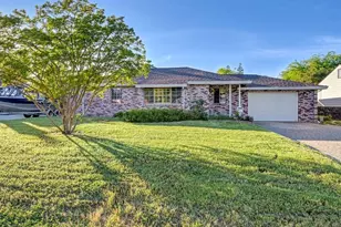 2633 Granite Way, Sacramento, CA 95821 - Photo 2