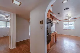 7330 Tamoshanter Way, Sacramento, CA 95822 - Photo 4