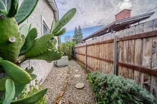 7330 Tamoshanter Way, Sacramento, CA 95822 - Photo 30