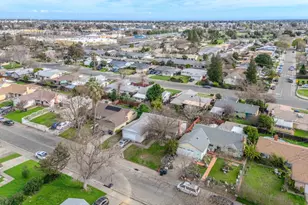 7330 Tamoshanter Way, Sacramento, CA 95822 - Photo 48