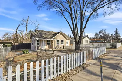 277 Santiago Avenue, Sacramento, CA 95815 - Photo 42