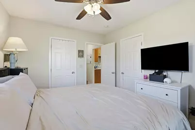 277 Santiago Avenue, Sacramento, CA 95815 - Photo 22