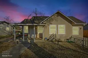 277 Santiago Ave, Sacramento, CA 95815 - Photo 6