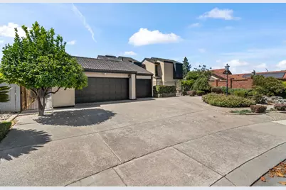 4456 Mallard Creek Circle, Stockton, CA 95207 - Photo 2