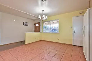 8625 Midfield Way, Sacramento, CA 95826 - Photo 18