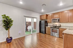 7896 Diamond Willow Ln, Sacramento, CA 95828 - Photo 10