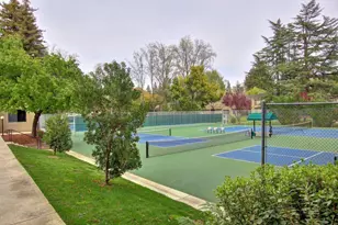 524 Hartnell Pl, Sacramento, CA 95825 - Photo 24