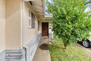 2731 57th St, Sacramento, CA 95817 - Photo 20