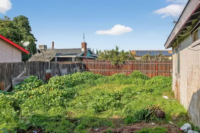 1372 E Laroda Circle, Reedley, CA 93654 - Photo 22