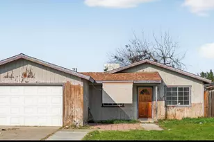 1372 E Laroda Cir, Reedley, CA 93654 - Photo 1