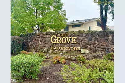 Held Drive #100, Modesto, CA 95355 - Photo 2