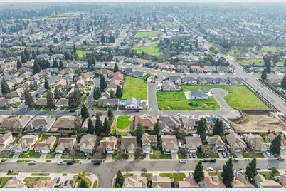 2009 Robin Hood Lane, Merced, CA 95340 - Photo 48