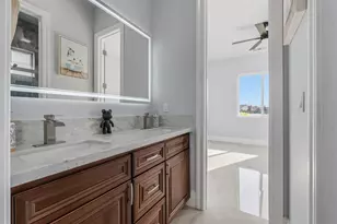 2009 Robin Hood Ln, Merced, CA 95340 - Photo 32