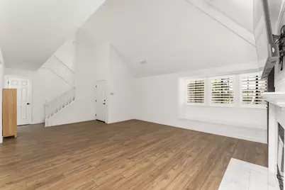 1101 Rio Cidade Way, Sacramento, CA 95831 - Photo 12