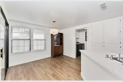 1101 Rio Cidade Way, Sacramento, CA 95831 - Photo 22