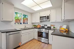 7104 Reyn Oaks Way, Sacramento, CA 95842 - Photo 10