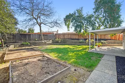 7104 Reyn Oaks Way, Sacramento, CA 95842 - Photo 24