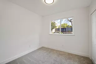 7104 Reyn Oaks Way, Sacramento, CA 95842 - Photo 22