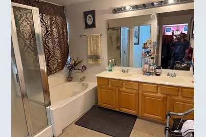 13410 Brookwood Way, Lathrop, CA 95330 - Photo 20