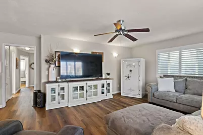 1320 Walnut, Oakdale, CA 95361 - Photo 10