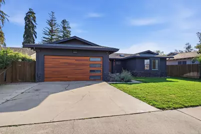 680 Sherri Way, Turlock, CA 95382 - Photo 2