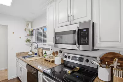 680 Sherri Way, Turlock, CA 95382 - Photo 18