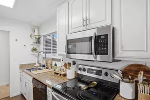 680 Sherri Way, Turlock, CA 95382 - Photo 18