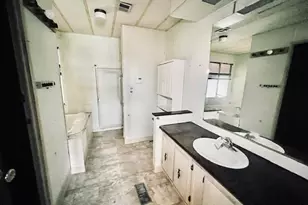 5208 9th St, Keyes, CA 95328 - Photo 14