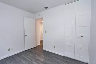 9385 Mira Del Rio Dr, Sacramento, CA 95827 - Photo 10