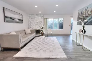 9385 Mira Del Rio Dr, Sacramento, CA 95827 - Photo 4