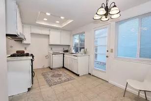 9385 Mira Del Rio Dr, Sacramento, CA 95827 - Photo 8