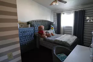 7217 Kallie Kay Ln, Sacramento, CA 95823 - Photo 16